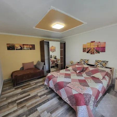 Apartamento Liget és Liget